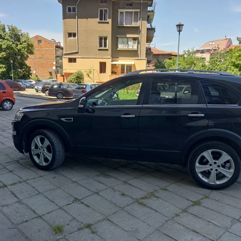 Chevrolet Captiva, снимка 6 - Автомобили и джипове - 47320402