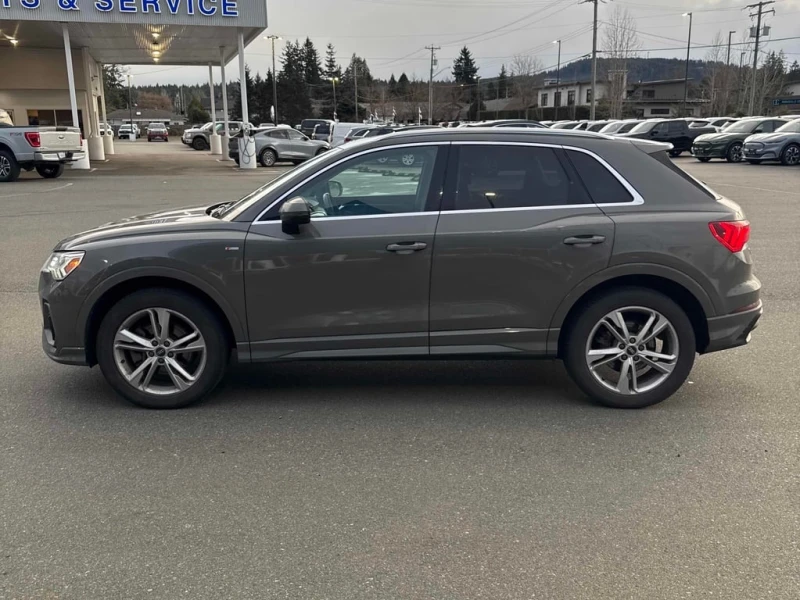 Audi Q3 * Progressiv * CARFAX * ПОДГРЕВИ * ПАМЕТ, снимка 12 - Автомобили и джипове - 53434010