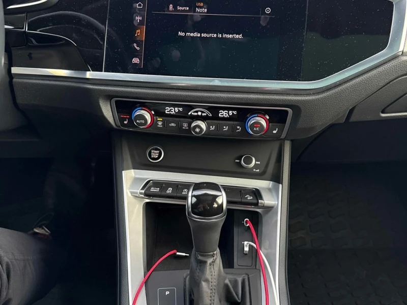 Audi Q3 * Progressiv * CARFAX * ПОДГРЕВИ * ПАМЕТ, снимка 9 - Автомобили и джипове - 53434010