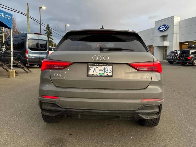 Audi Q3 * Progressiv * CARFAX * ПОДГРЕВИ * ПАМЕТ, снимка 14 - Автомобили и джипове - 53434010