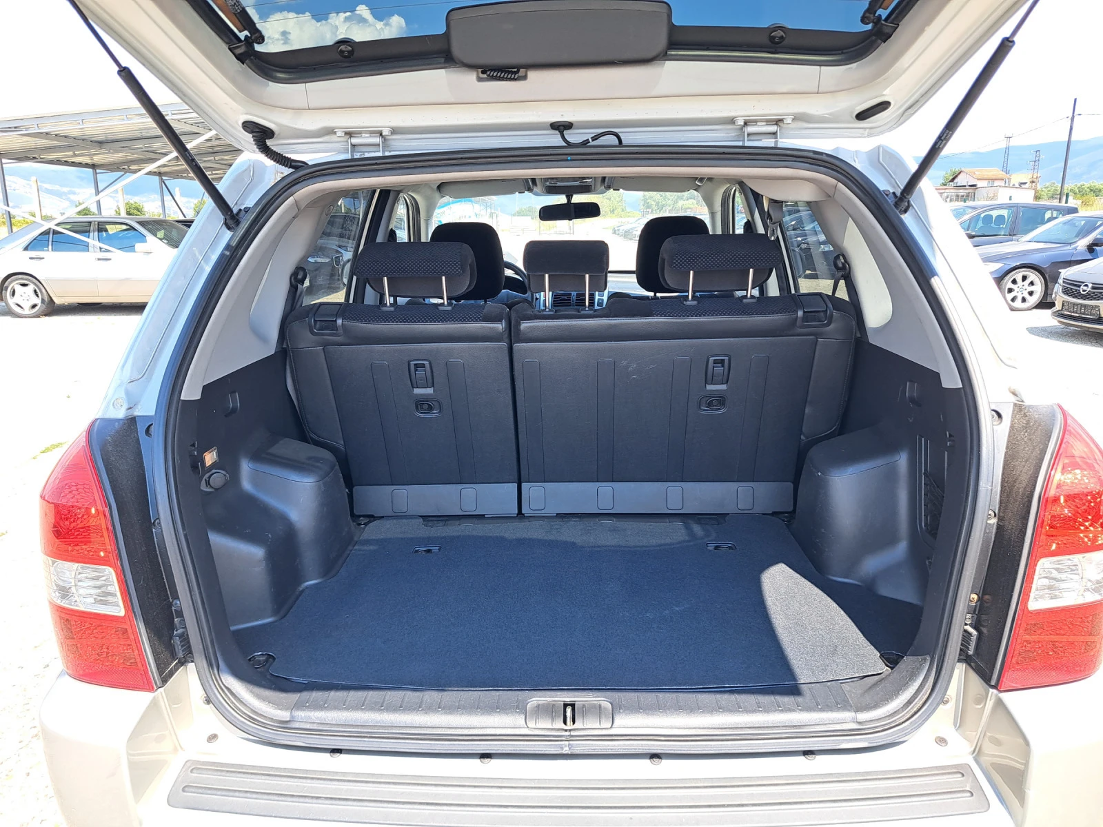 Hyundai Tucson 2, 0i  g-pl | Mobile.bg — изображение 11