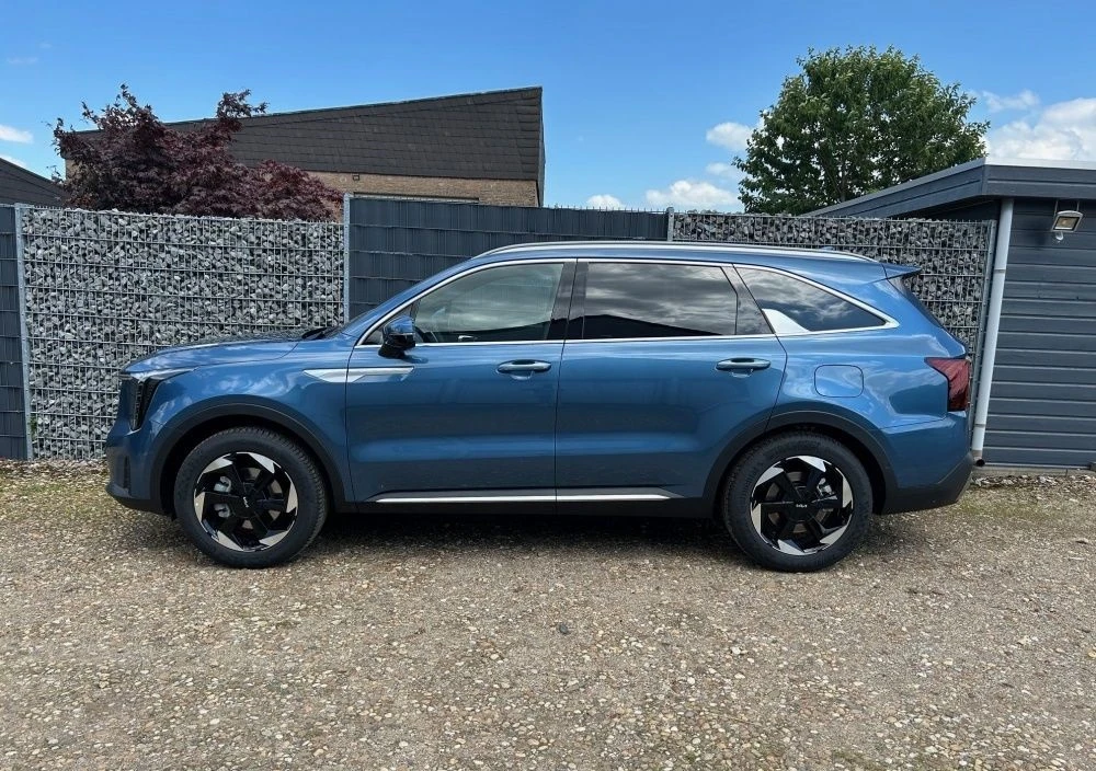 Kia Sorento 2.2CRDI* DISTR* PANO* MEMORY* 360CAM*  - изображение 3