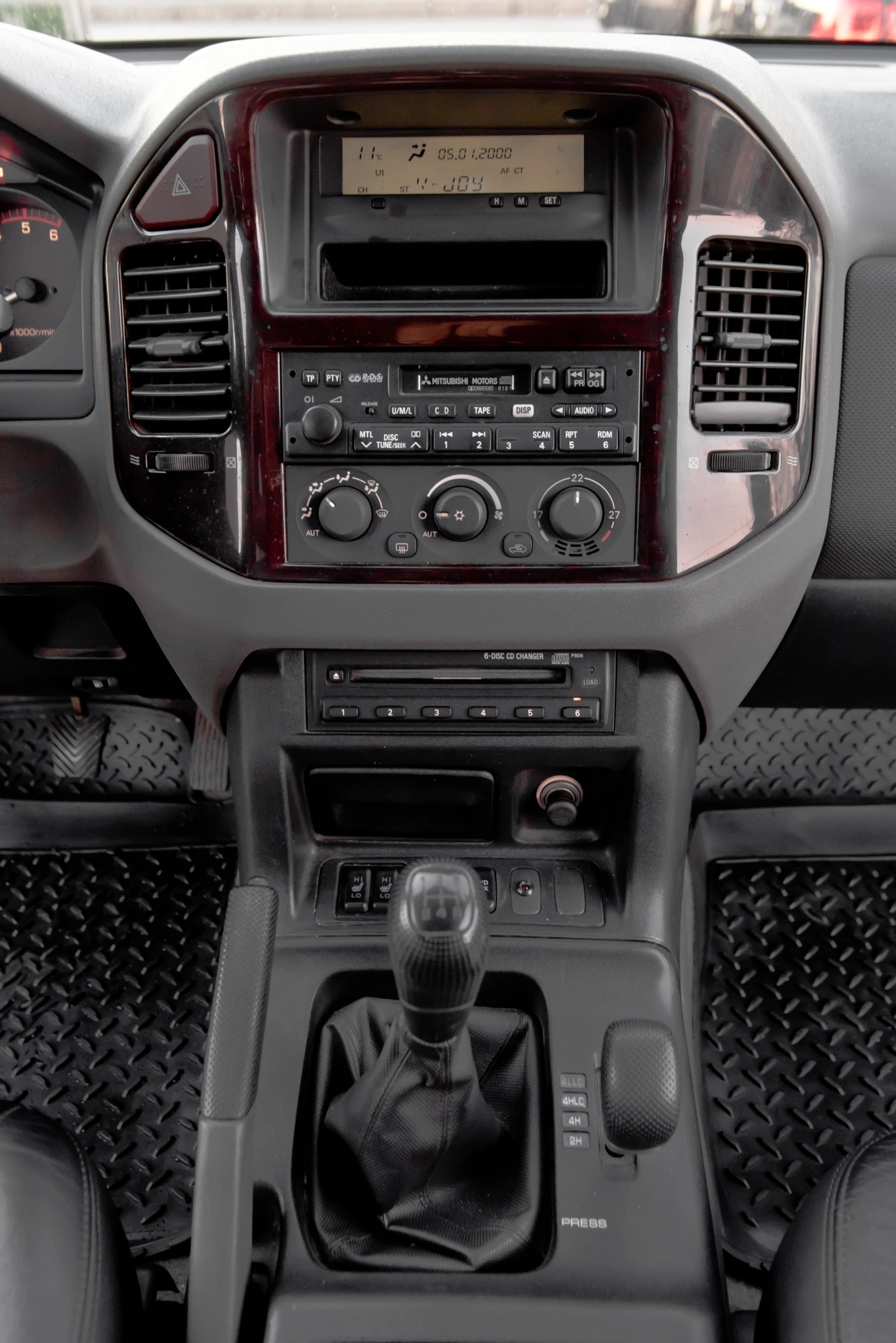 Mitsubishi Pajero 3.2d 6sk. | Mobile.bg � ����������� 16