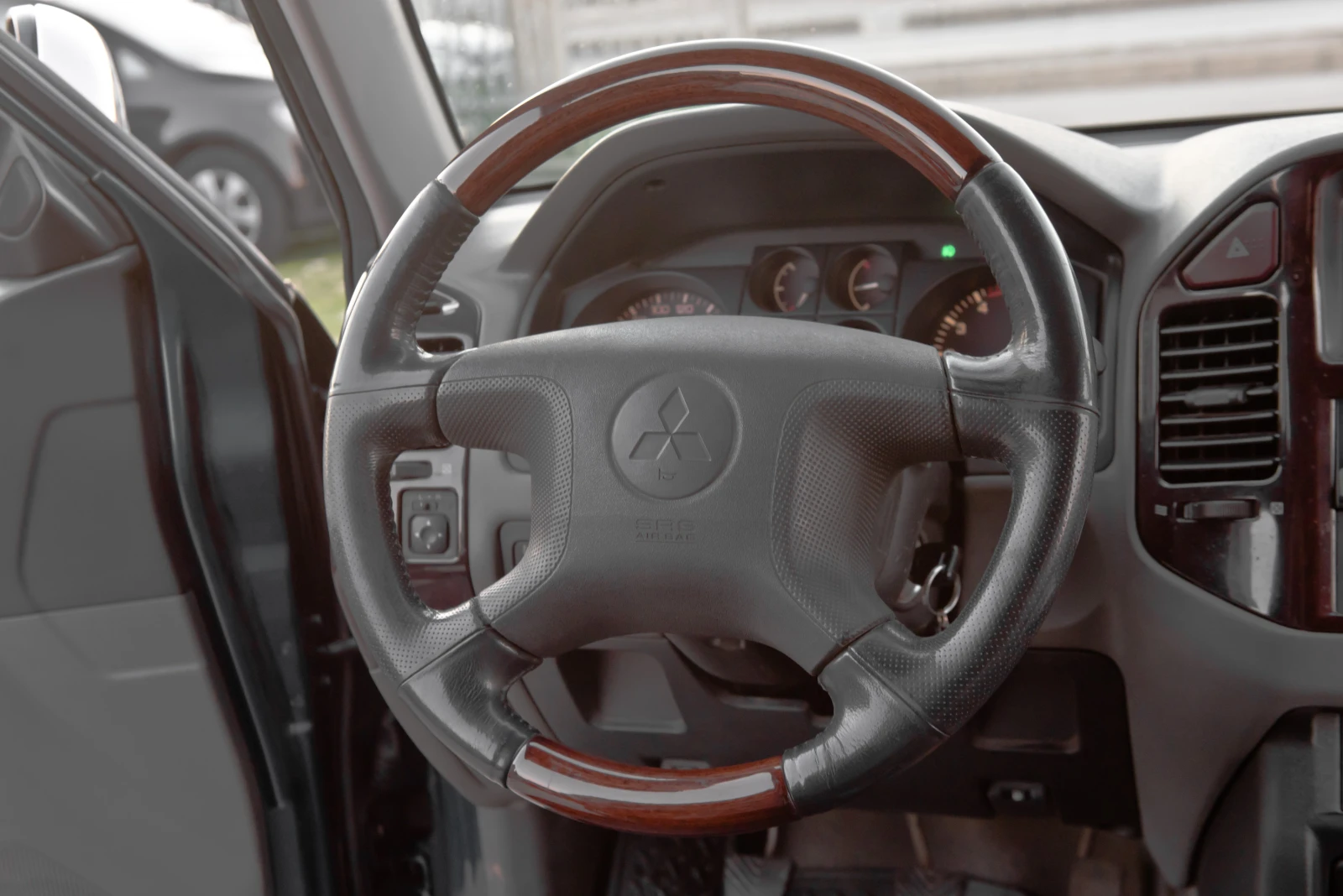 Mitsubishi Pajero 3.2d 6sk. | Mobile.bg � ����������� 15
