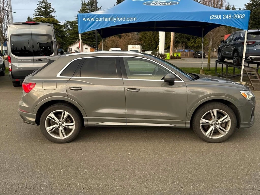 Audi Q3 * Progressiv * CARFAX * �������� * ����� | Mobile.bg � ����������� 13