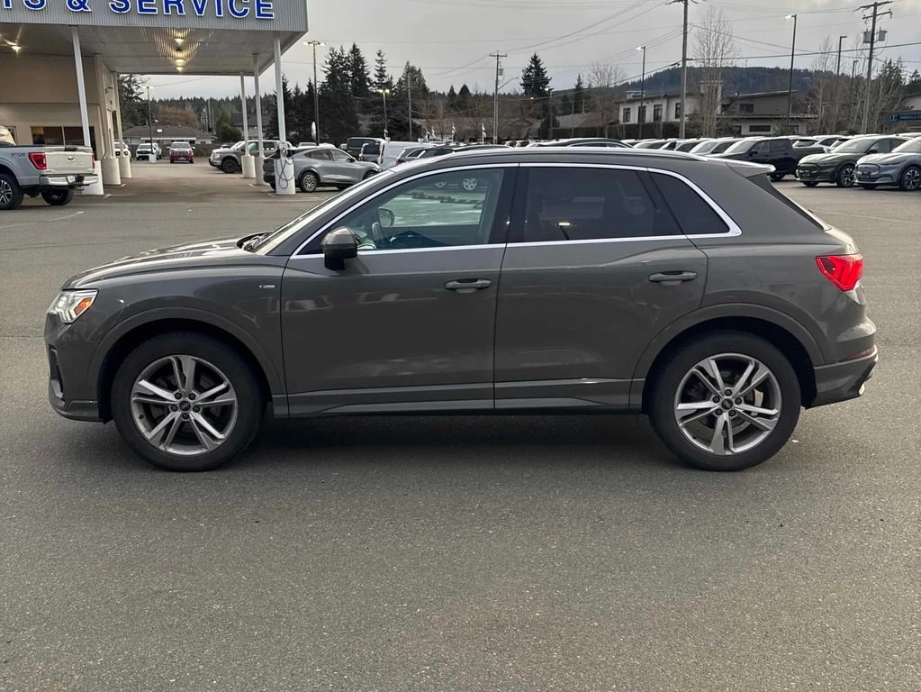 Audi Q3 * Progressiv * CARFAX * ПОДГРЕВИ * ПАМЕТ - изображение 2