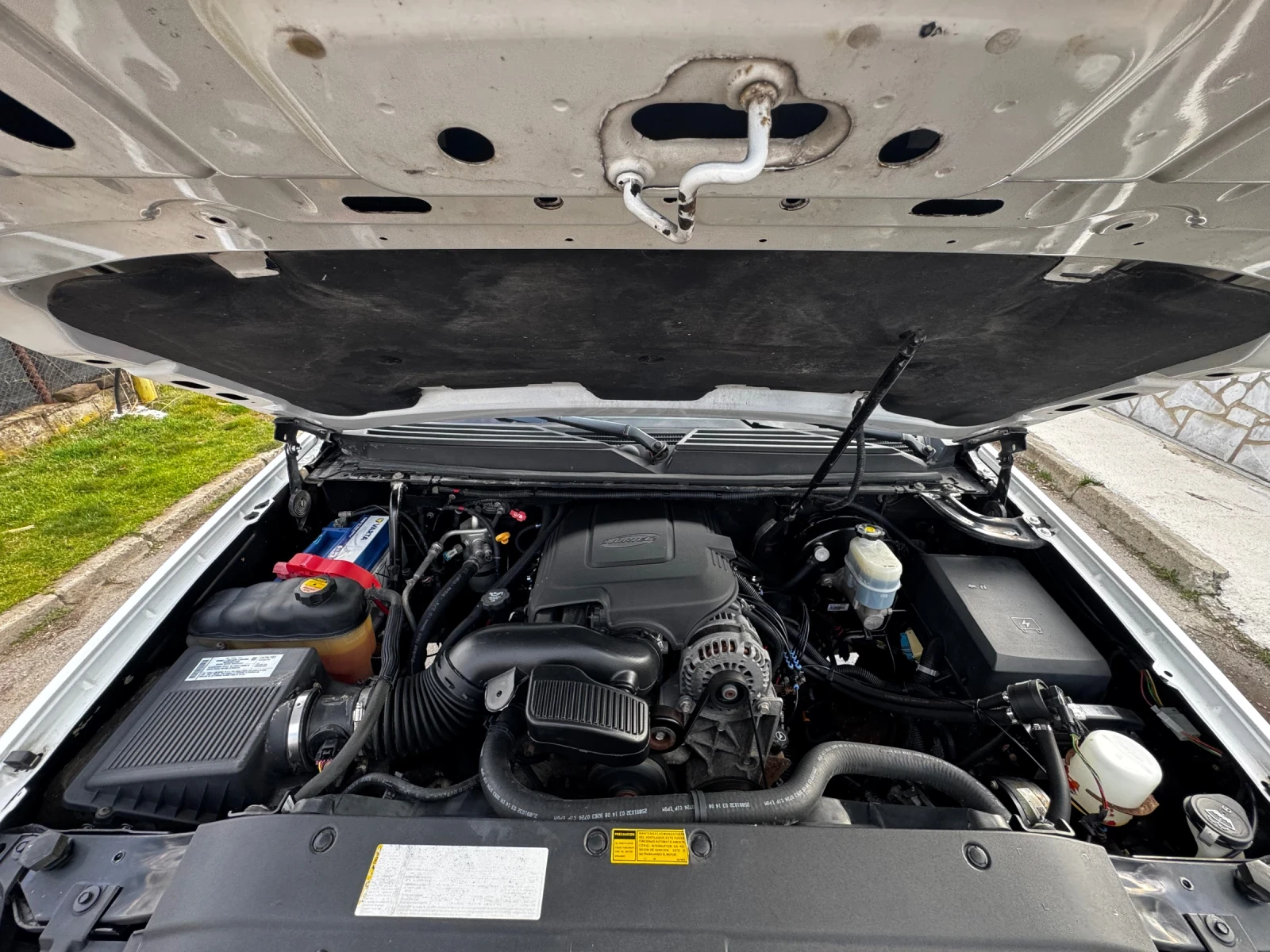 Chevrolet Avalanche 5.3 LPG, снимка 13 - Автомобили и джипове - 53773618