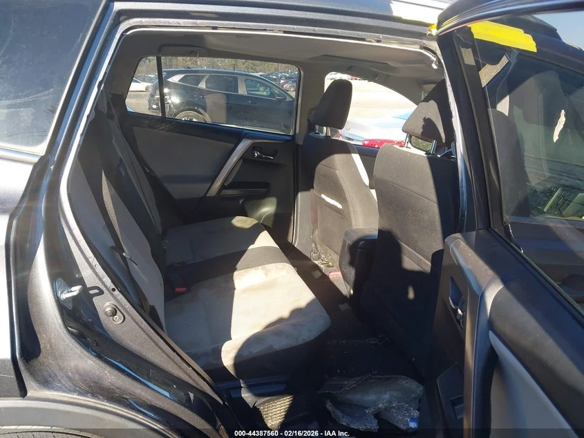 Toyota Rav4 2.5l Hybrid Xle, снимка 8 - Автомобили и джипове - 53773987