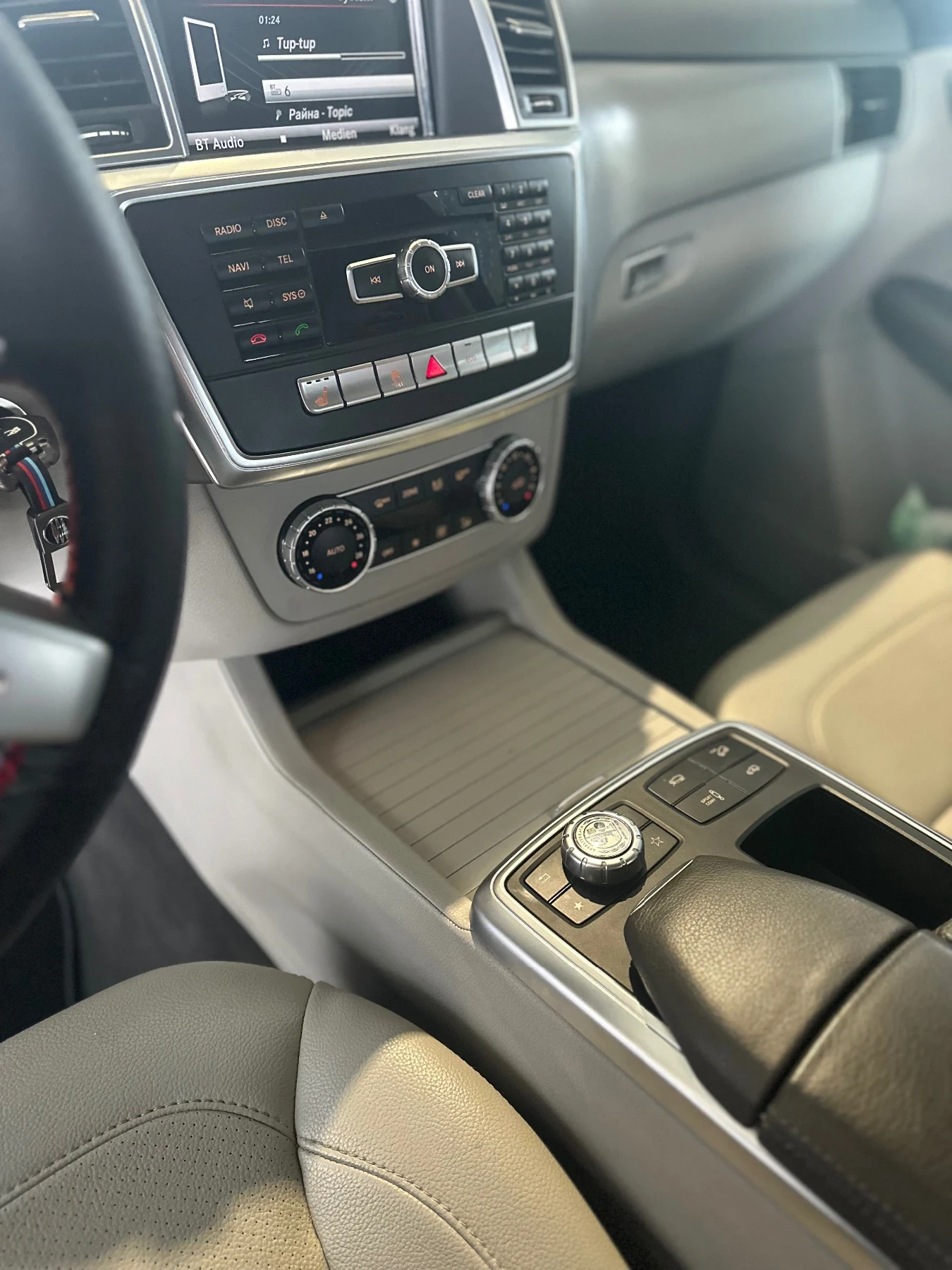 Mercedes-Benz ML 350, снимка 9 - Автомобили и джипове - 54704030