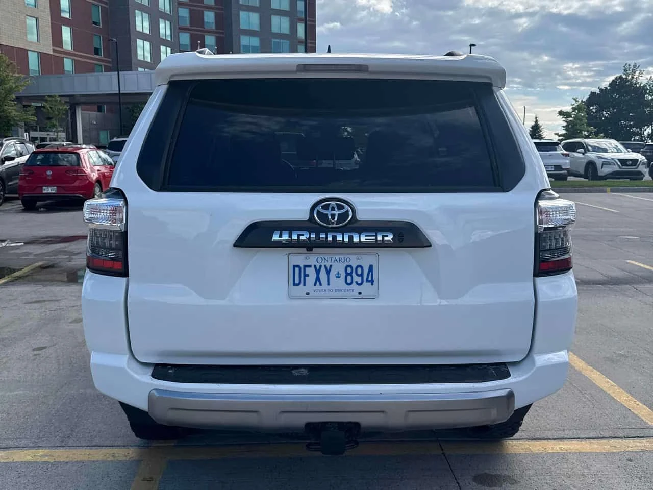 Toyota 4runner * 4WD * АВТОКРЕДИТ БЕЗ ПЪРВОНАЧАЛНА ВНОСКА* , снимка 4 - Автомобили и джипове - 55067319