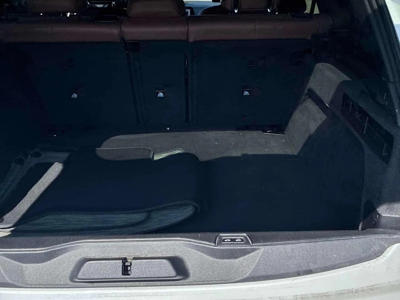 BMW X5 * xDrive40i * CARFAX * БЕЗ ПЪРВОНАЧАЛНА ВНОСКА, снимка 11 - Автомобили и джипове - 55212830