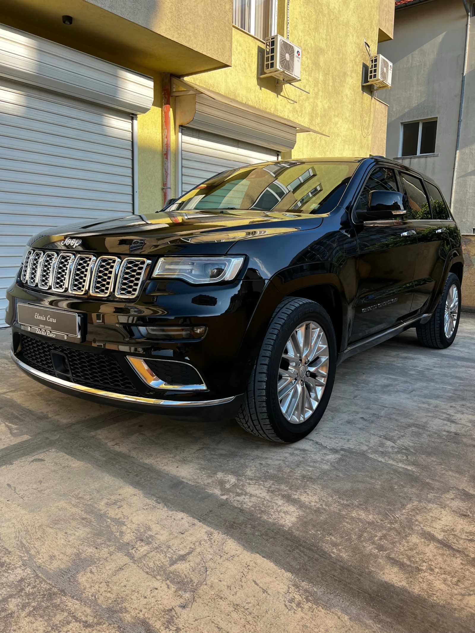 Jeep Grand cherokee Summit 3.0 CRD 4x4, снимка 2 - Автомобили и джипове - 55367524