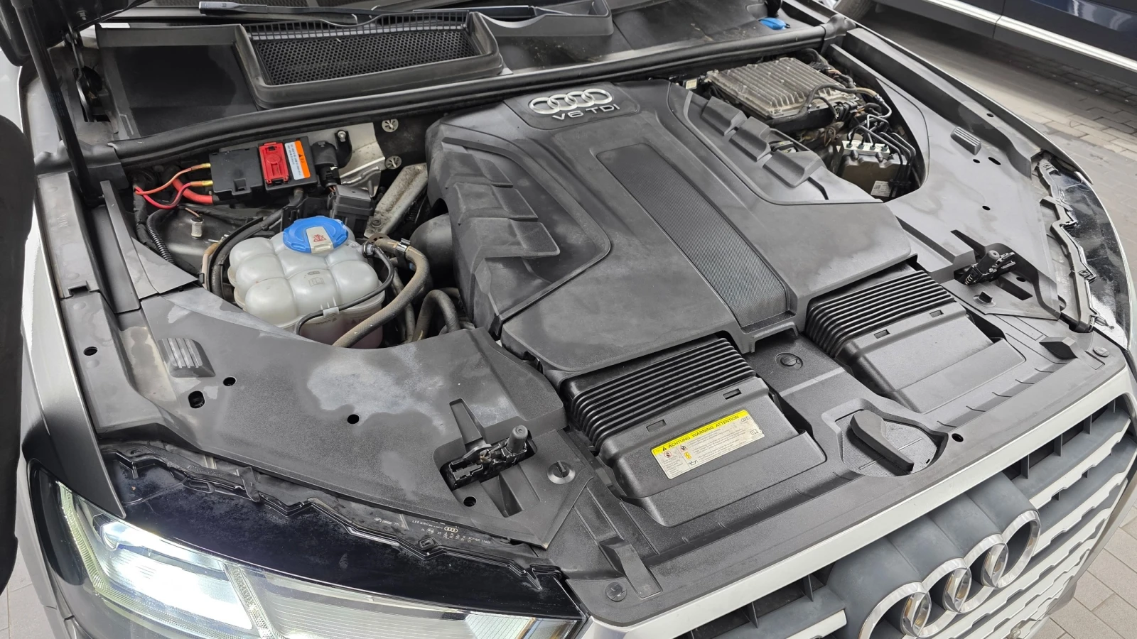 Audi Q7 3.0 V6 35TDI Quattro , снимка 5 - Автомобили и джипове - 55531351