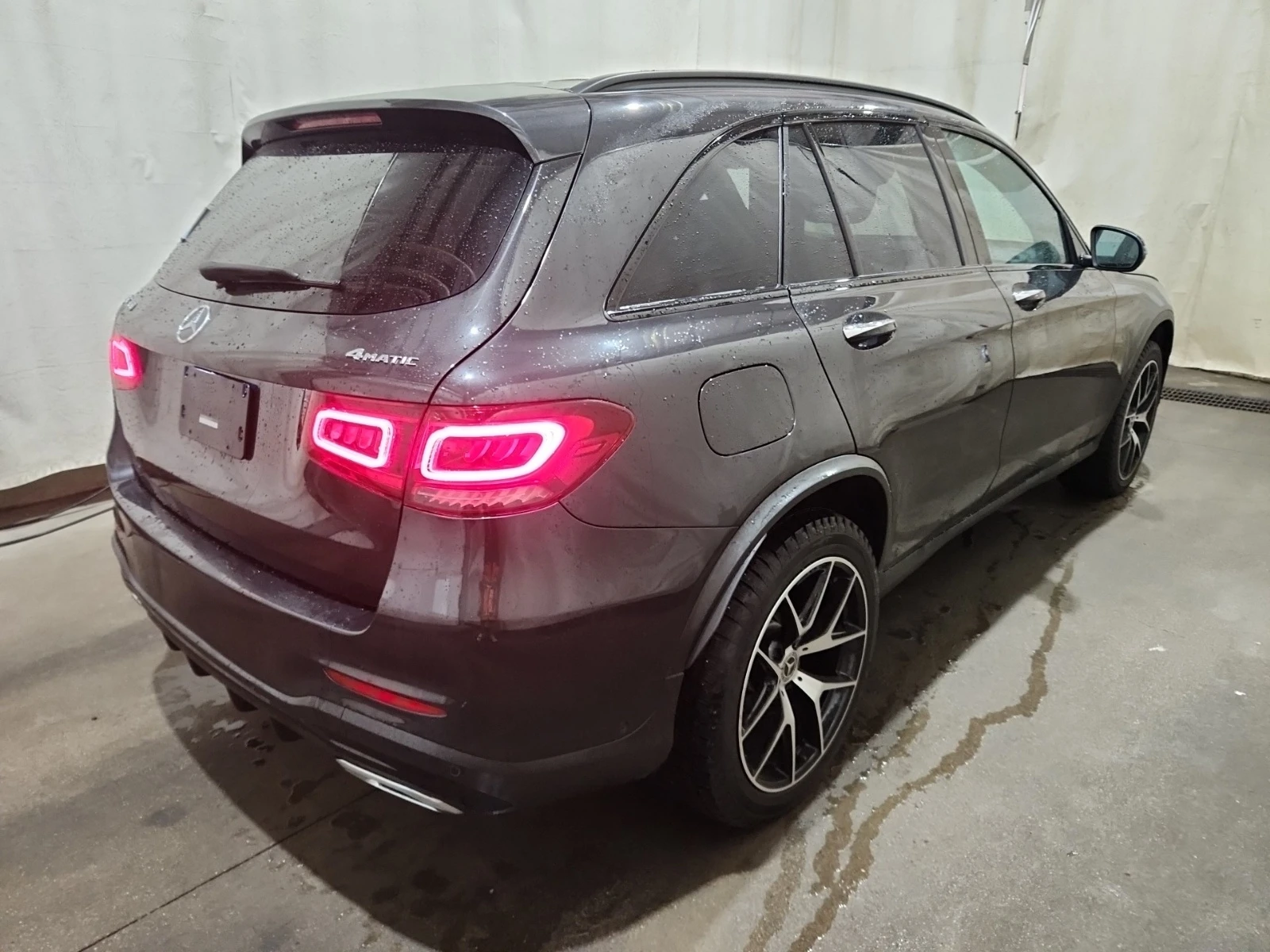 Mercedes-Benz GLC 300, снимка 3 - Автомобили и джипове - 55720447