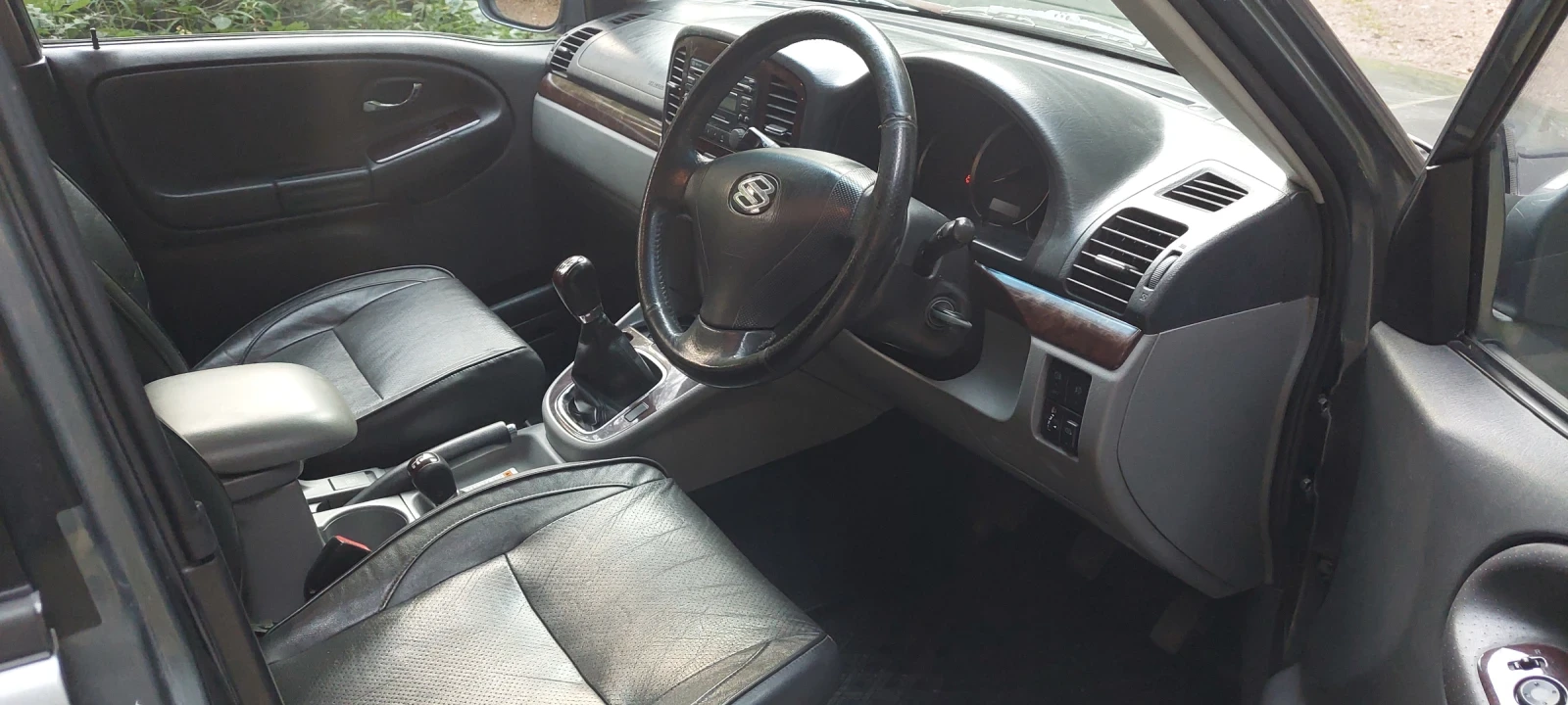 Suzuki Grand vitara, снимка 7 - Автомобили и джипове - 55939671