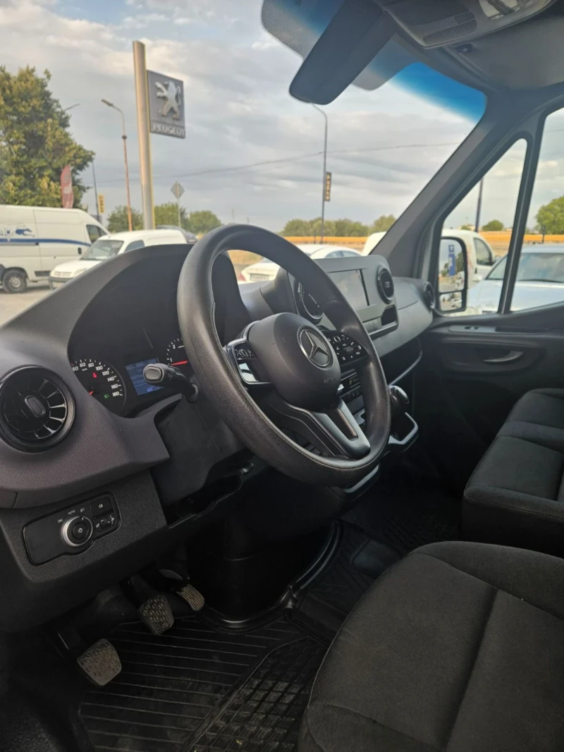 Mercedes-Benz Sprinter 319 3.0 V6, снимка 13 - Бусове и автобуси - 51184539
