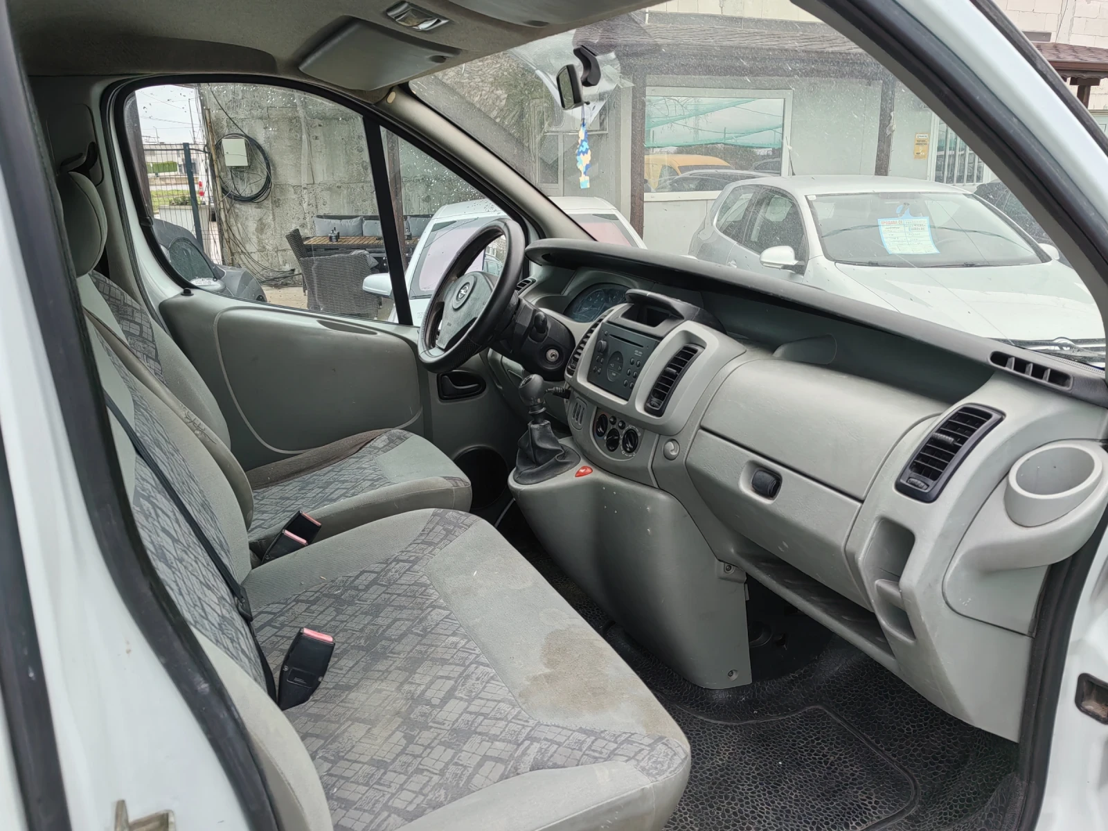 Opel Vivaro 1.9 td  101ps - изображение 9