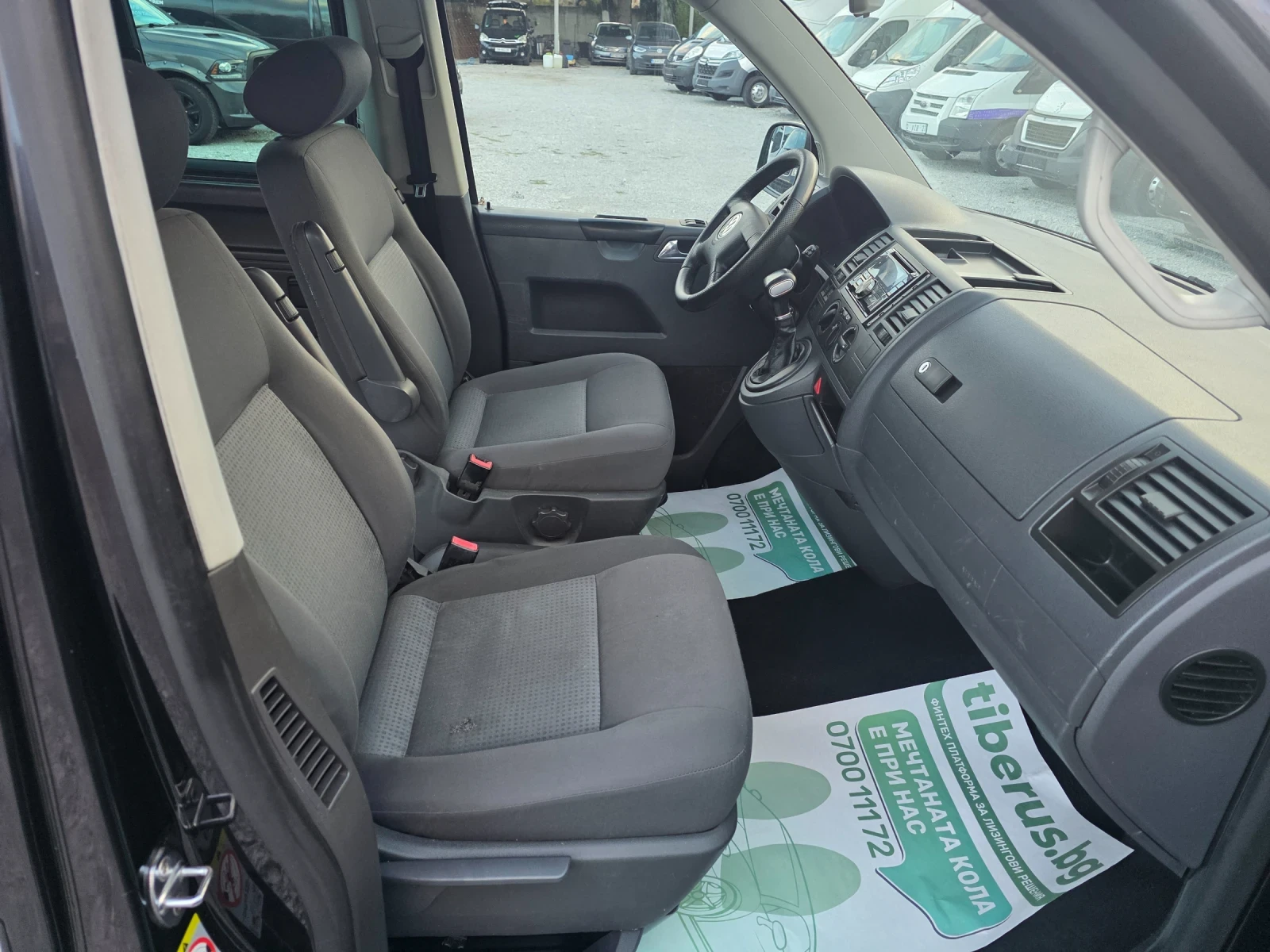 VW Caravelle 2.5tdi, снимка 12 - Бусове и автобуси - 56227033