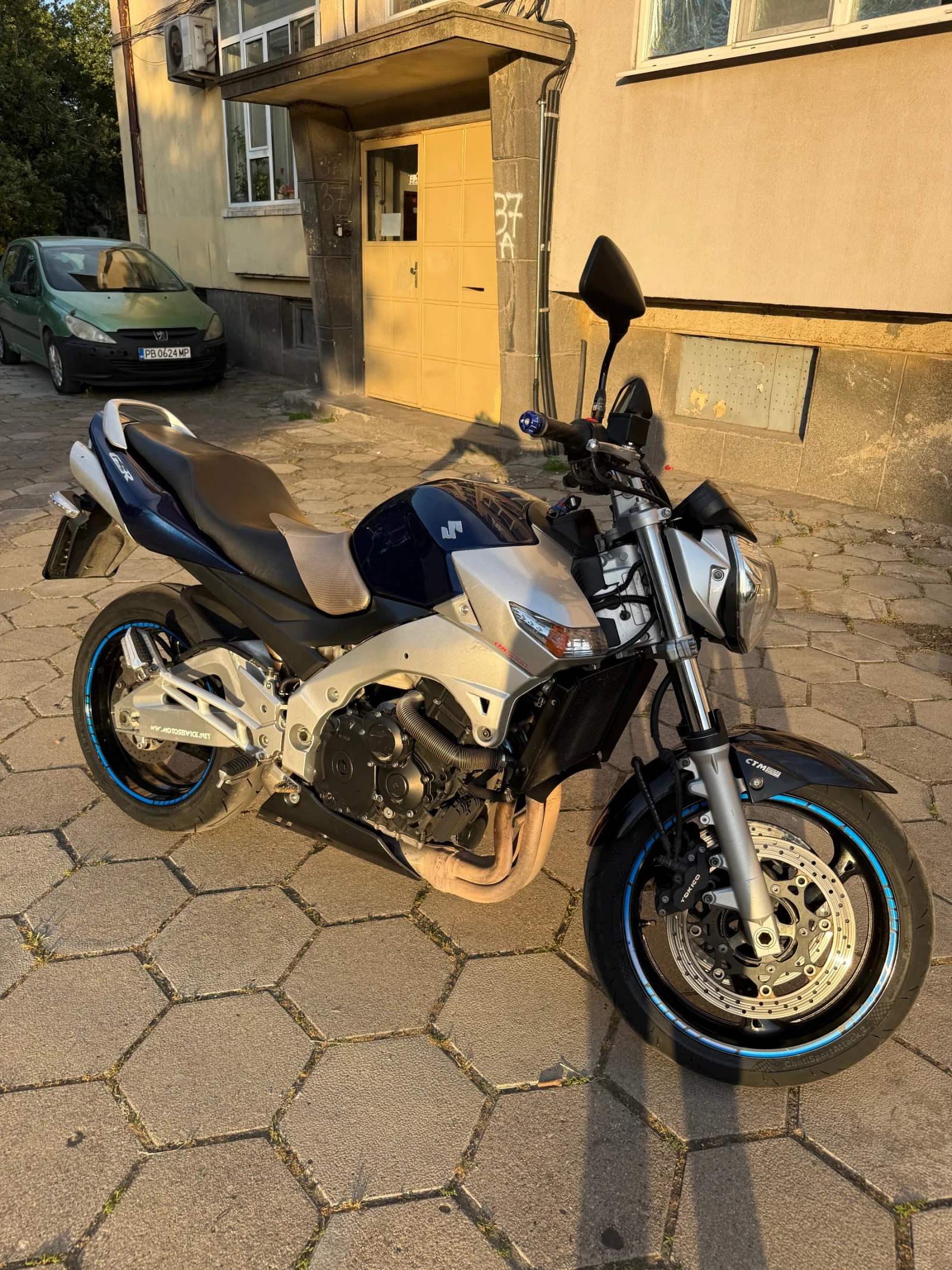 Suzuki Gsr 600