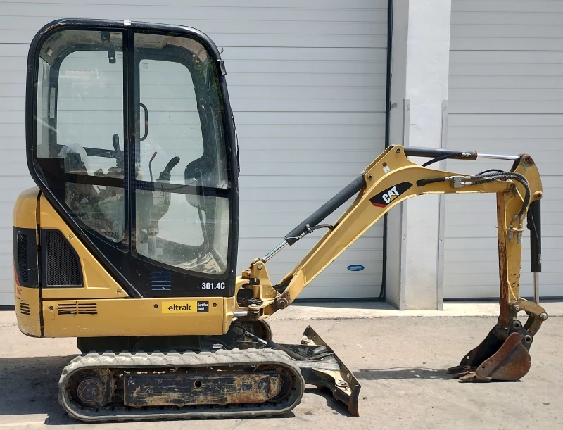 Багер Cat 301.4C, снимка 6 - Индустриална техника - 47534666
