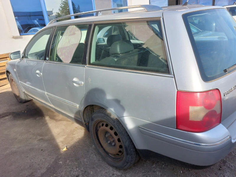 VW Passat 5.5, снимка 4 - Автомобили и джипове - 45176718