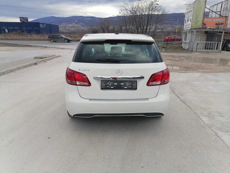 Mercedes-Benz B 180, снимка 5 - Автомобили и джипове - 43988511