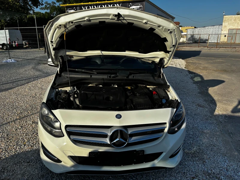 Mercedes-Benz B 180 Нов внос Италия, снимка 9 - Автомобили и джипове - 48811953