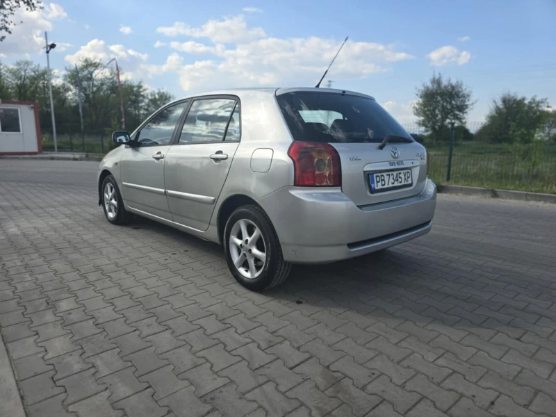 Toyota Corolla, снимка 5 - Автомобили и джипове - 48261487