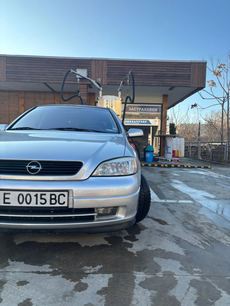 Opel Astra, снимка 1 - Автомобили и джипове - 48571335