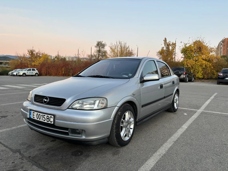 Opel Astra, снимка 3 - Автомобили и джипове - 48571335