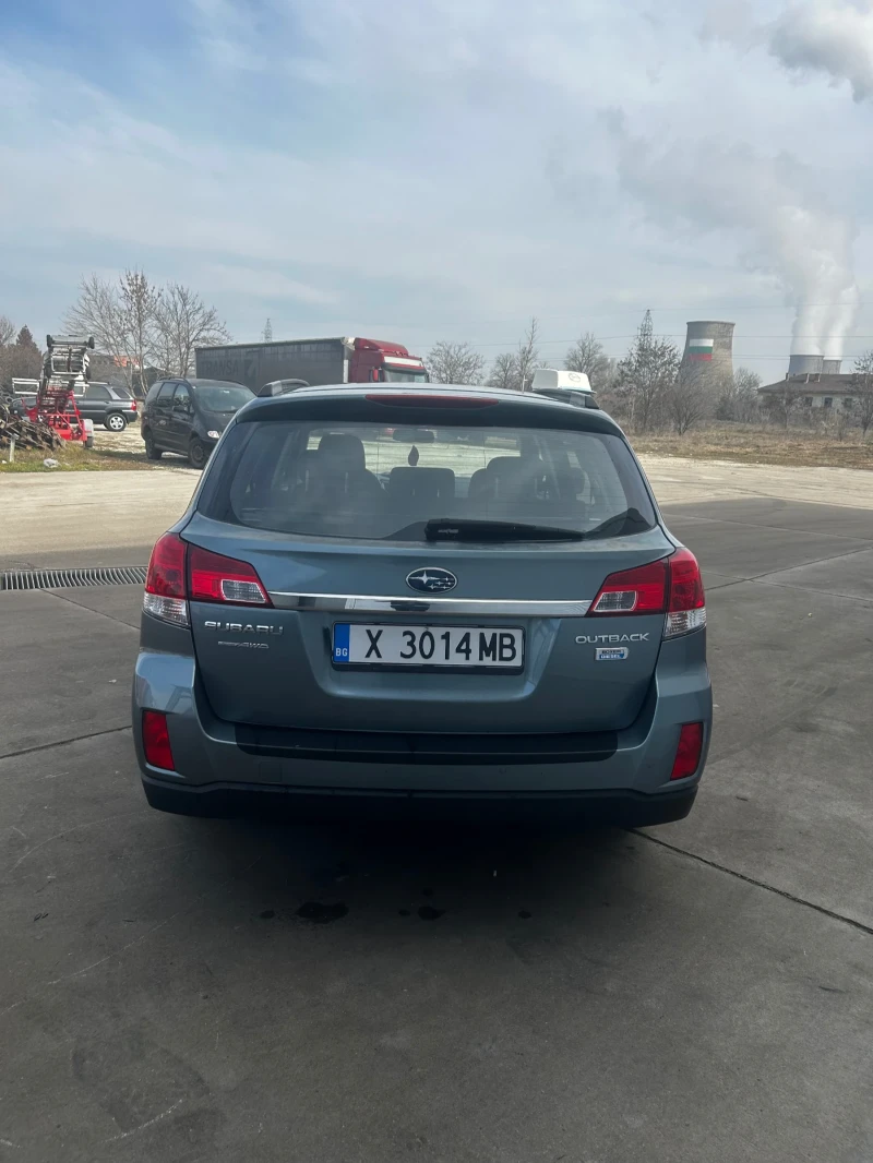 Subaru Outback 2.0, снимка 5 - Автомобили и джипове - 48911957