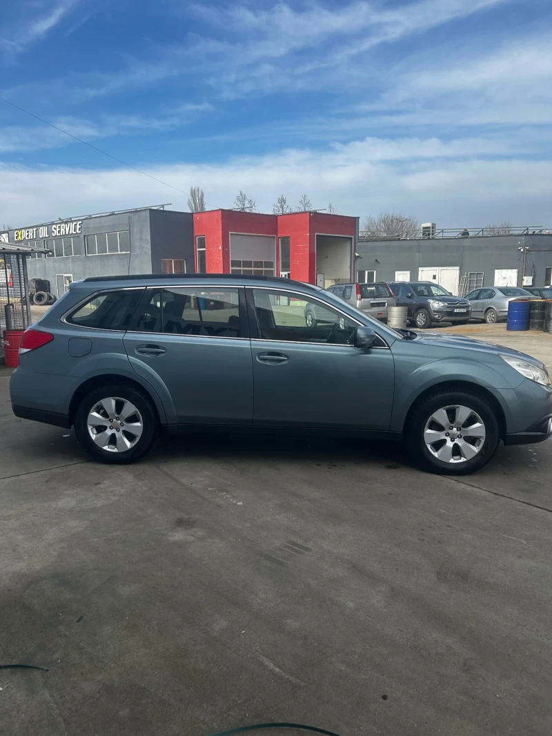 Subaru Outback 2.0, снимка 4 - Автомобили и джипове - 48911957