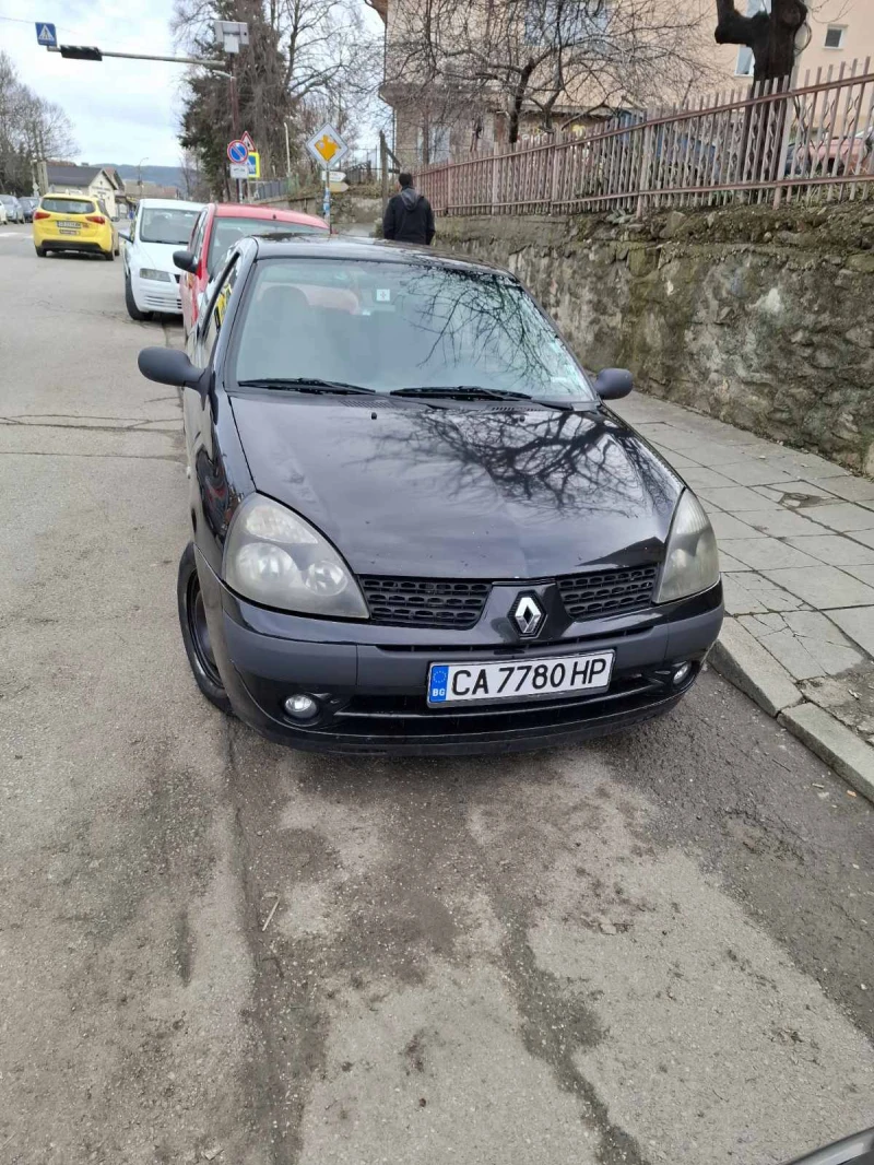 Renault Clio, снимка 1 - Автомобили и джипове - 49547164