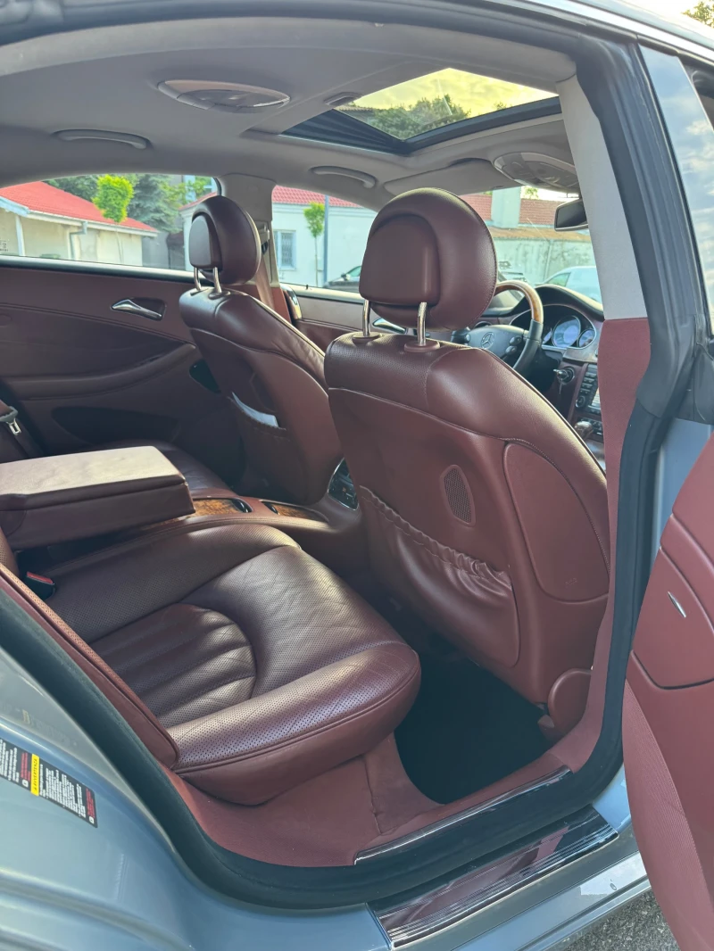 Mercedes-Benz CLS 500 Keyless&Go/7-G-tronic/harman&kardon/DVD/TV/GAS, снимка 12 - Автомобили и джипове - 52388293