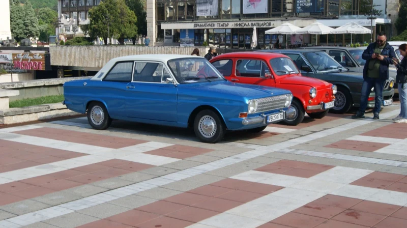 Ford Taunus купе, снимка 7 - Автомобили и джипове - 52513067