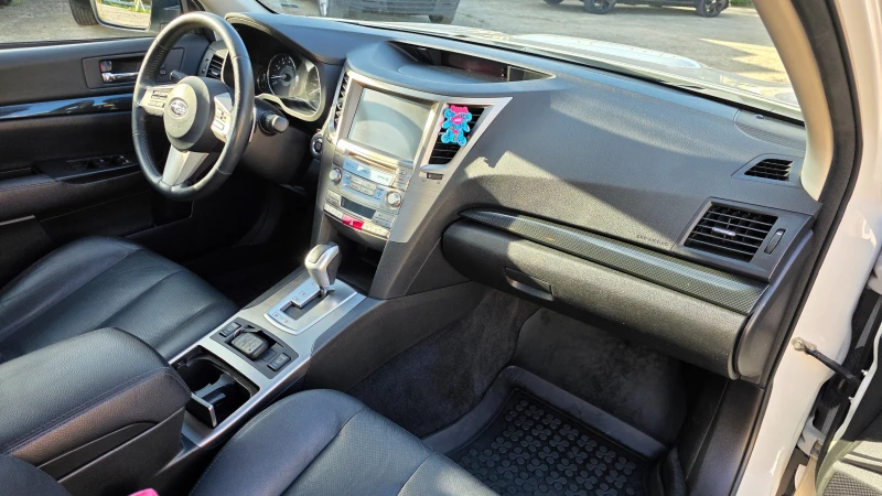 Subaru Legacy 2.5 газов инж., снимка 15 - Автомобили и джипове - 52197645