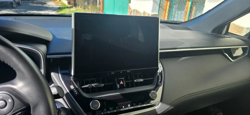 Toyota Corolla Cross, снимка 8 - Автомобили и джипове - 52297210