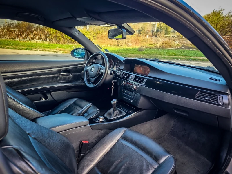 BMW 325 = M-Packet= ГАЗ= КОЖА= NAVI= 6скорости= , снимка 7 - Автомобили и джипове - 52742102