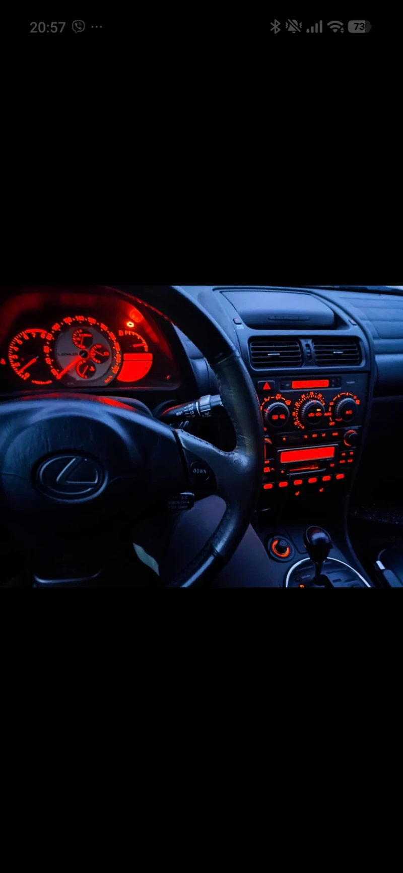 Lexus IS 300, снимка 2 - Автомобили и джипове - 53181873