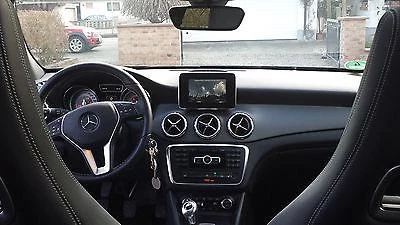 Mercedes-Benz GLA 200, снимка 3 - Автомобили и джипове - 47090802