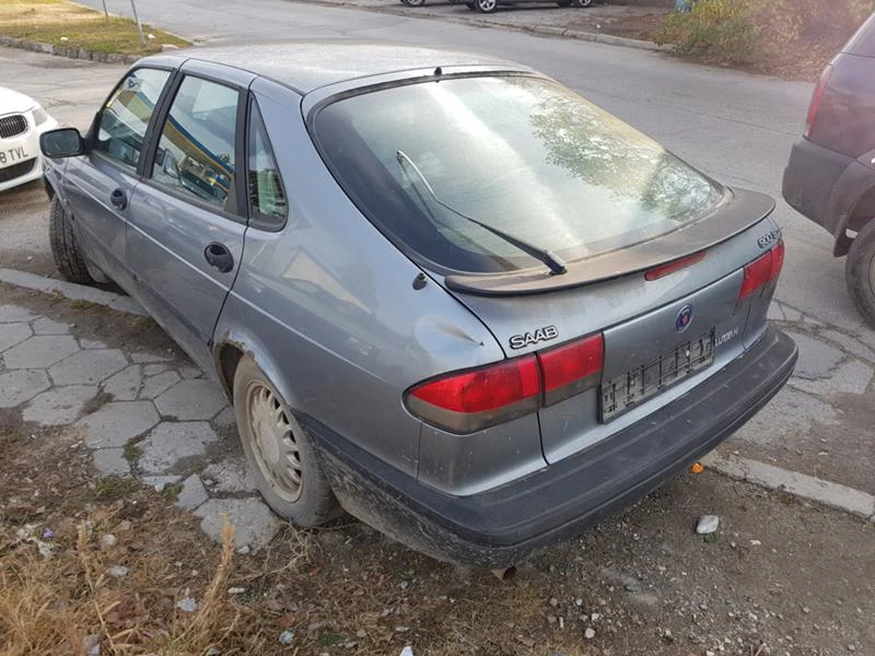 Saab 900 2,3i ЗА ЧАСТИ, снимка 4 - Автомобили и джипове - 49209867