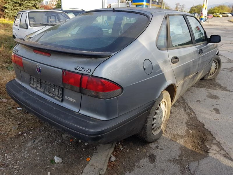 Saab 900 2,3i ЗА ЧАСТИ, снимка 3 - Автомобили и джипове - 49209867