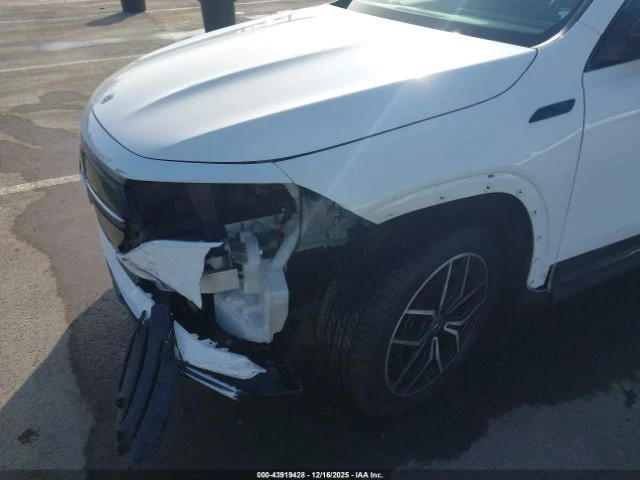 Mercedes-Benz EQB  350 SUV 4MATIC - изображение 6