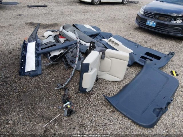 Kia Carnival MPV EX, снимка 16 - Автомобили и джипове - 55282691