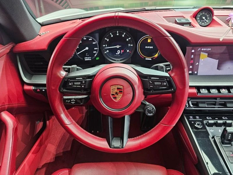 Porsche 911 3.0 Automatic, снимка 13 - Автомобили и джипове - 55906088