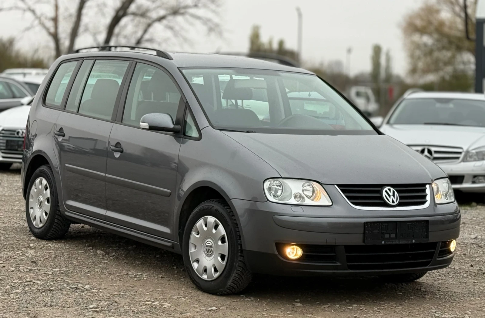 VW Touran 1.9TDi 105к.с * Климатроник* , снимка 1