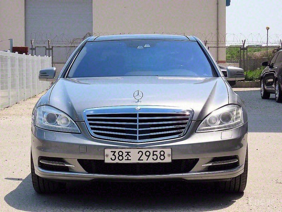 Mercedes-Benz S 500, снимка 1