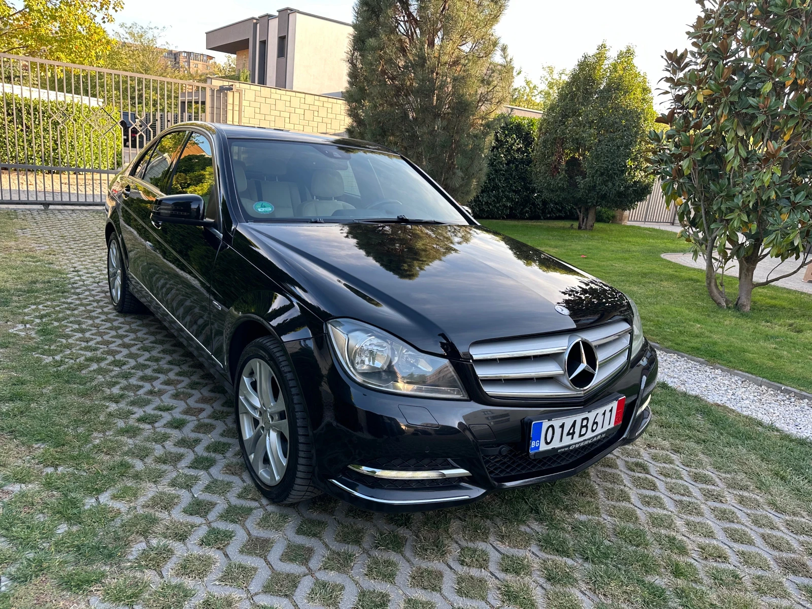 Mercedes-Benz C 300 cdi 4MATIC* AVANTGARDE - изображение 2