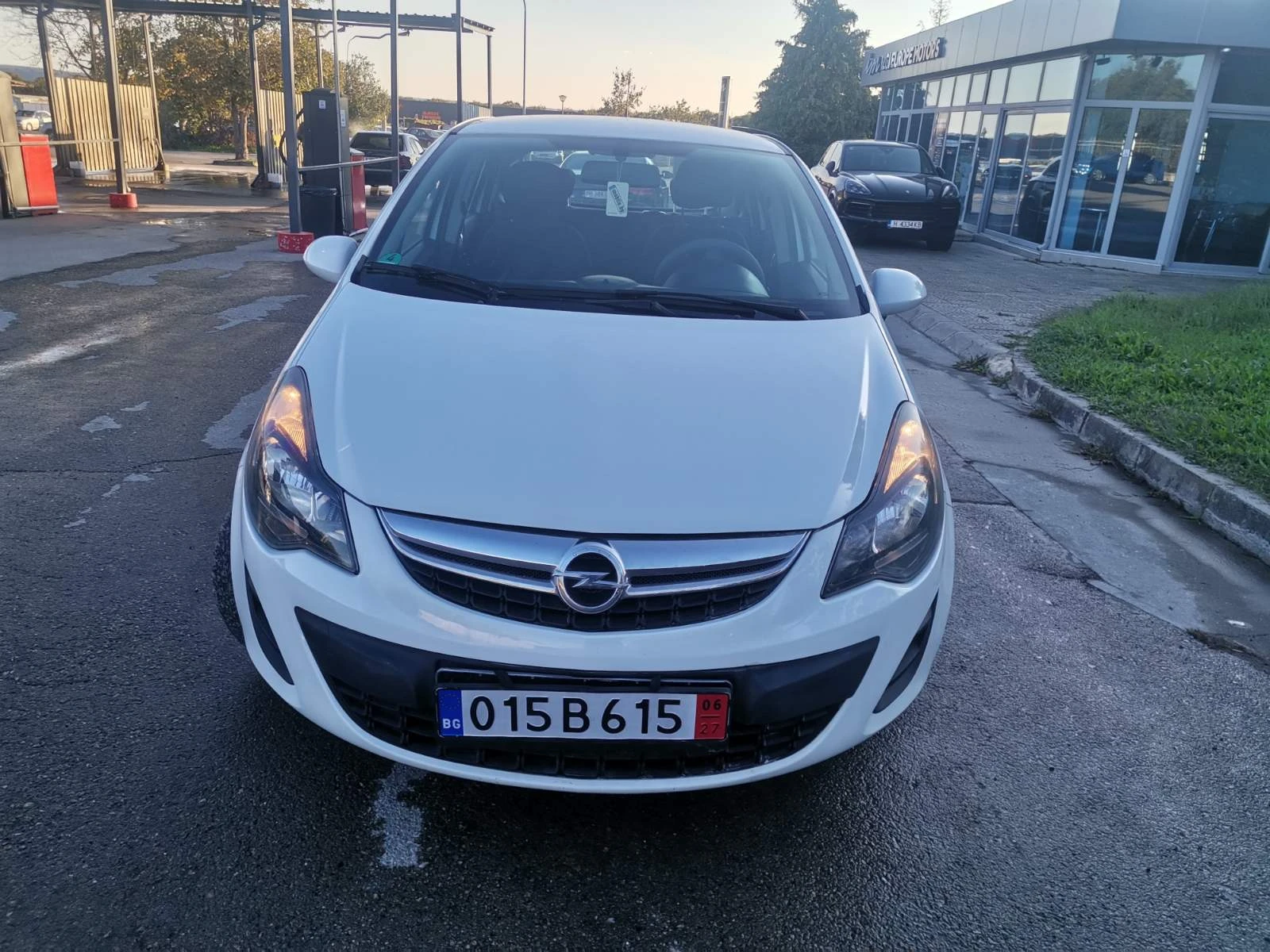 Opel Corsa 1.2i ПЕРФЕКТЕН* ЕВРО5 - изображение 2