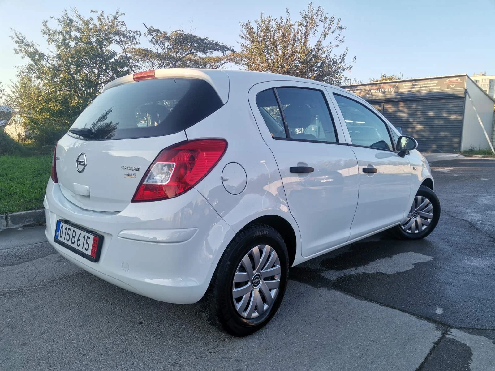 Opel Corsa 1.2i ПЕРФЕКТЕН* ЕВРО5 - изображение 6